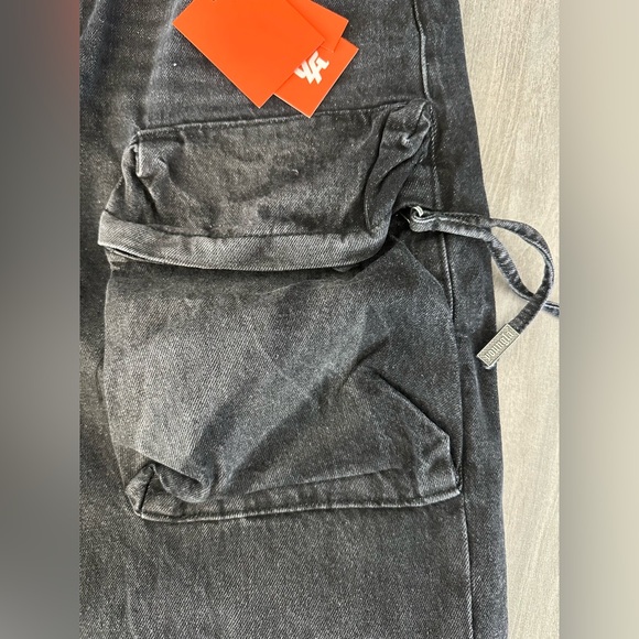 YoungLA 8 Pocket Jeans - Picture 4 of 13